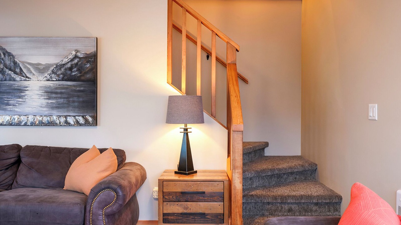 Photo of Livingroom in Courtenay