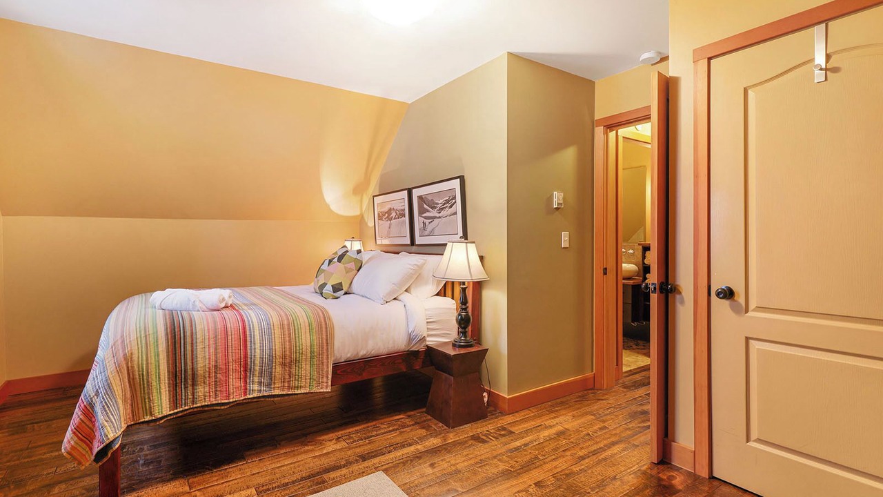 Photo of Bedroom in Courtenay