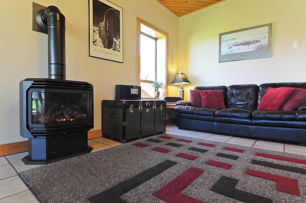 Photo of Livingroom in Courtenay
