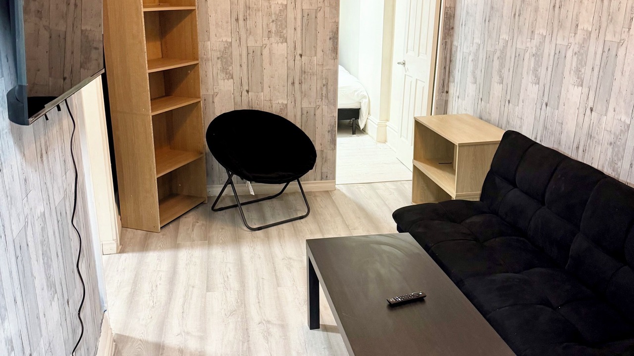 Photo of Livingroom in Downtown London