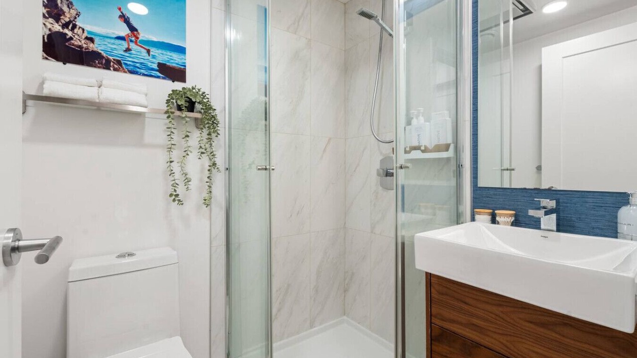 Photo of Bathroom in Lower Lonsdale