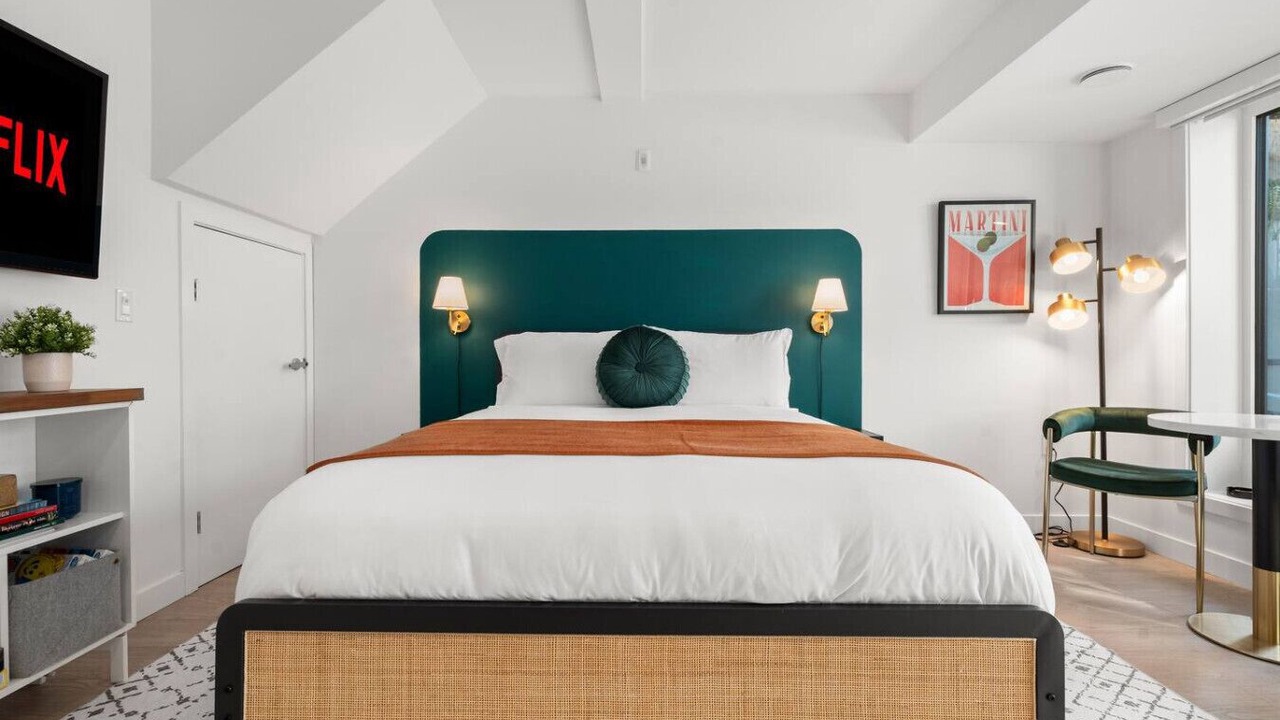 Photo of Bedroom in Lower Lonsdale