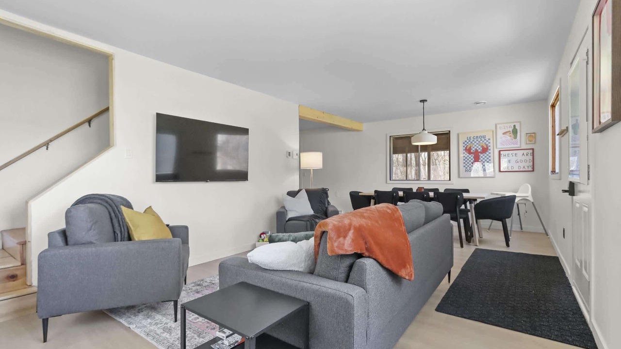 Photo of Livingroom in Pointe-du-Chene