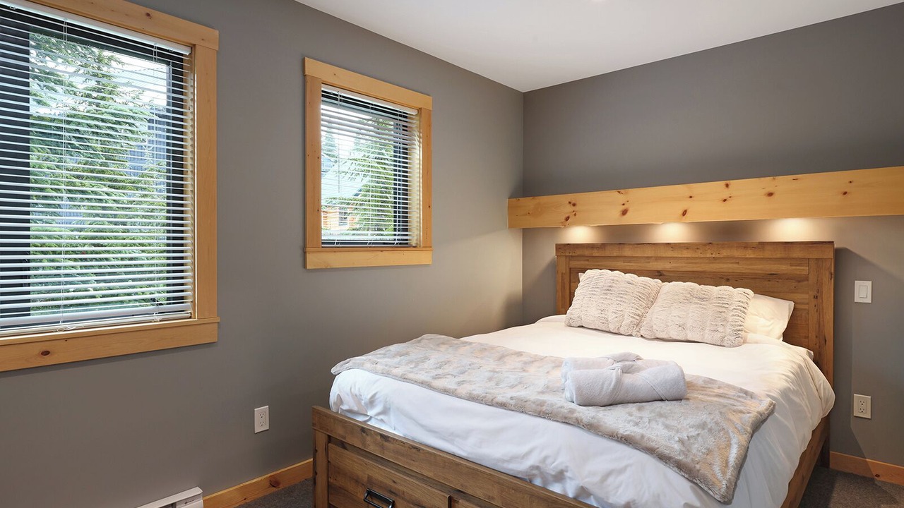 Photo of Bedroom in Courtenay