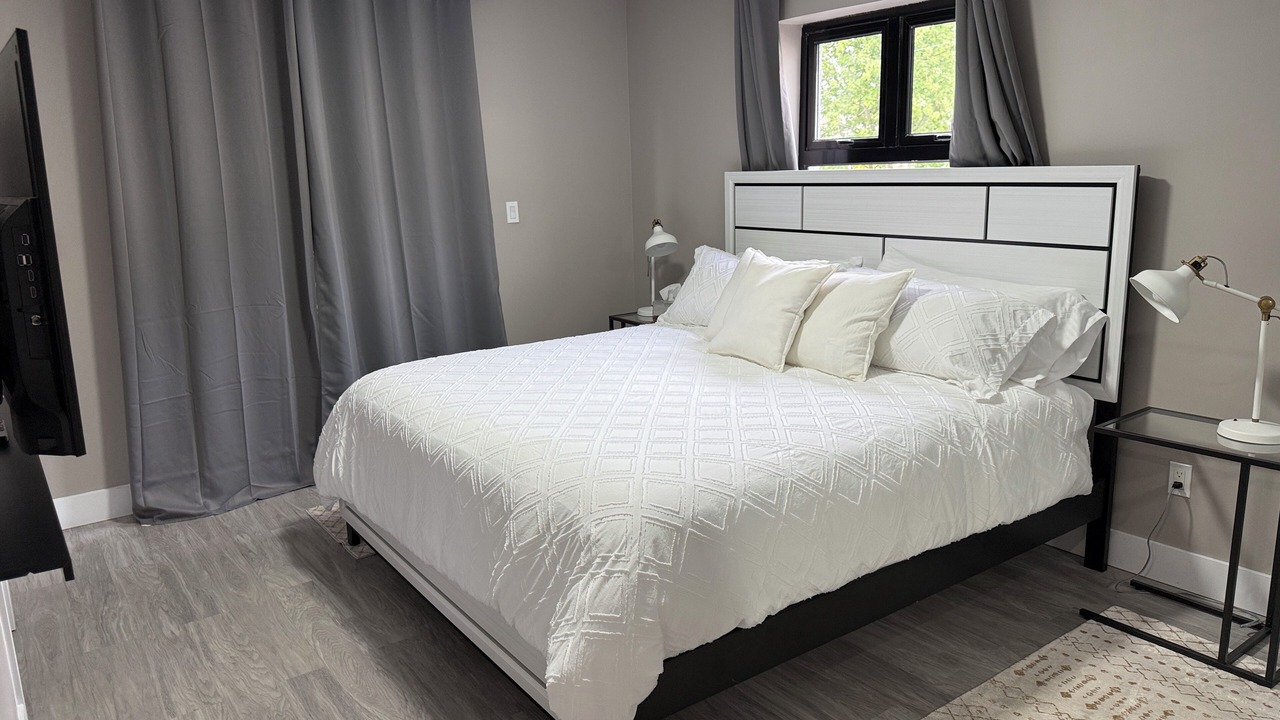 Photo of Bedroom in Niagara Falls