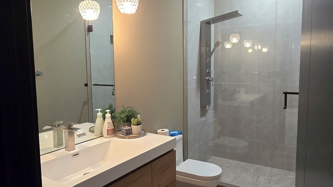 Photo of Bathroom in Dunchurch