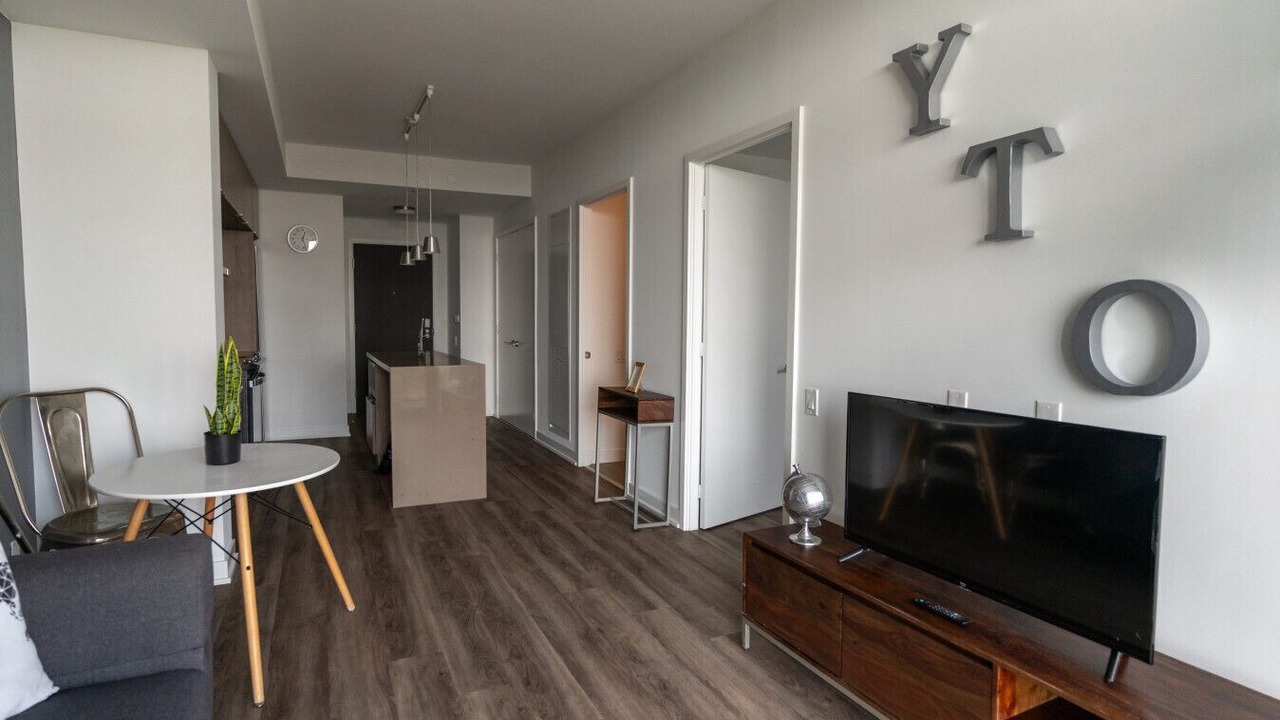 Photo of Livingroom in Willowdale