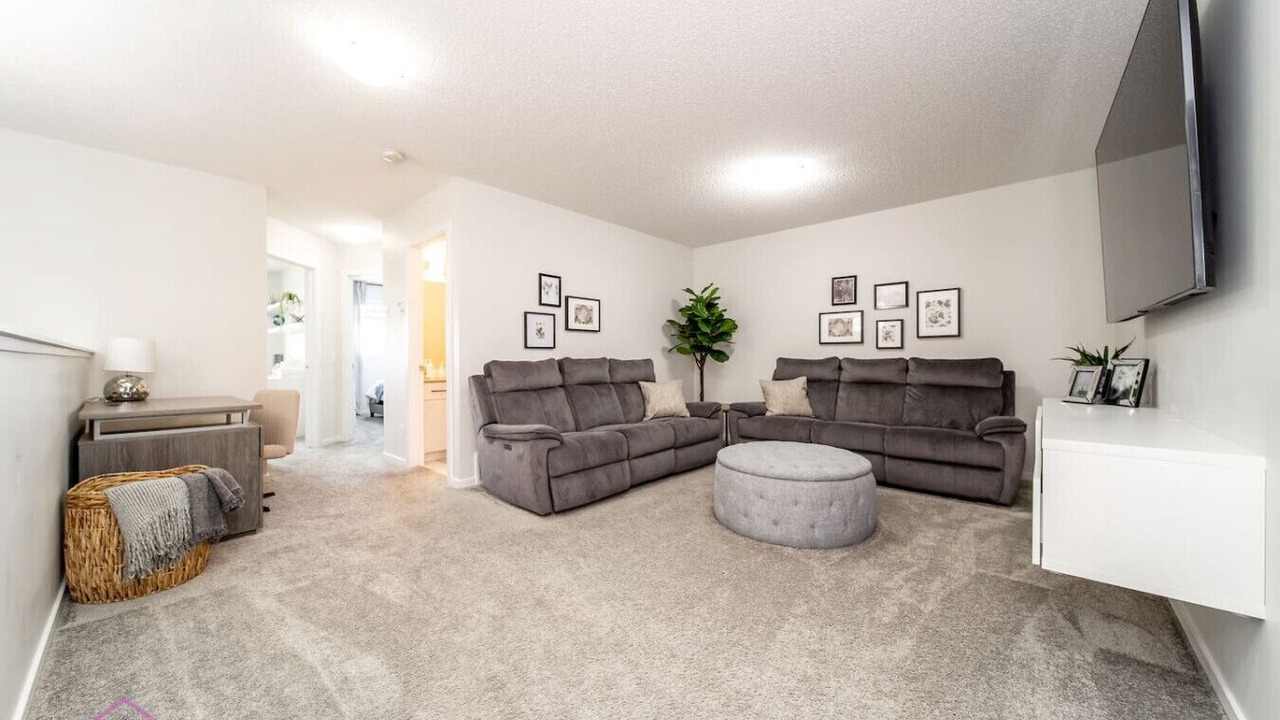 Photo of Livingroom in West Edmonton