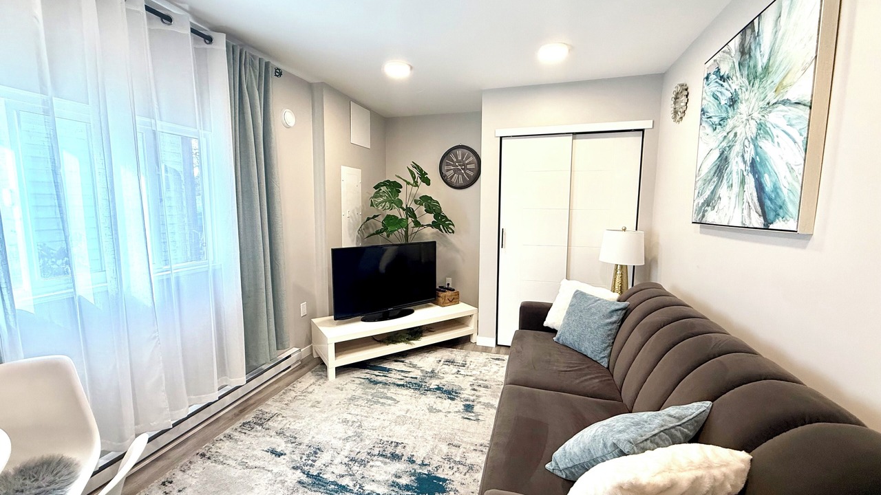 Photo of Livingroom in Maple Ridge
