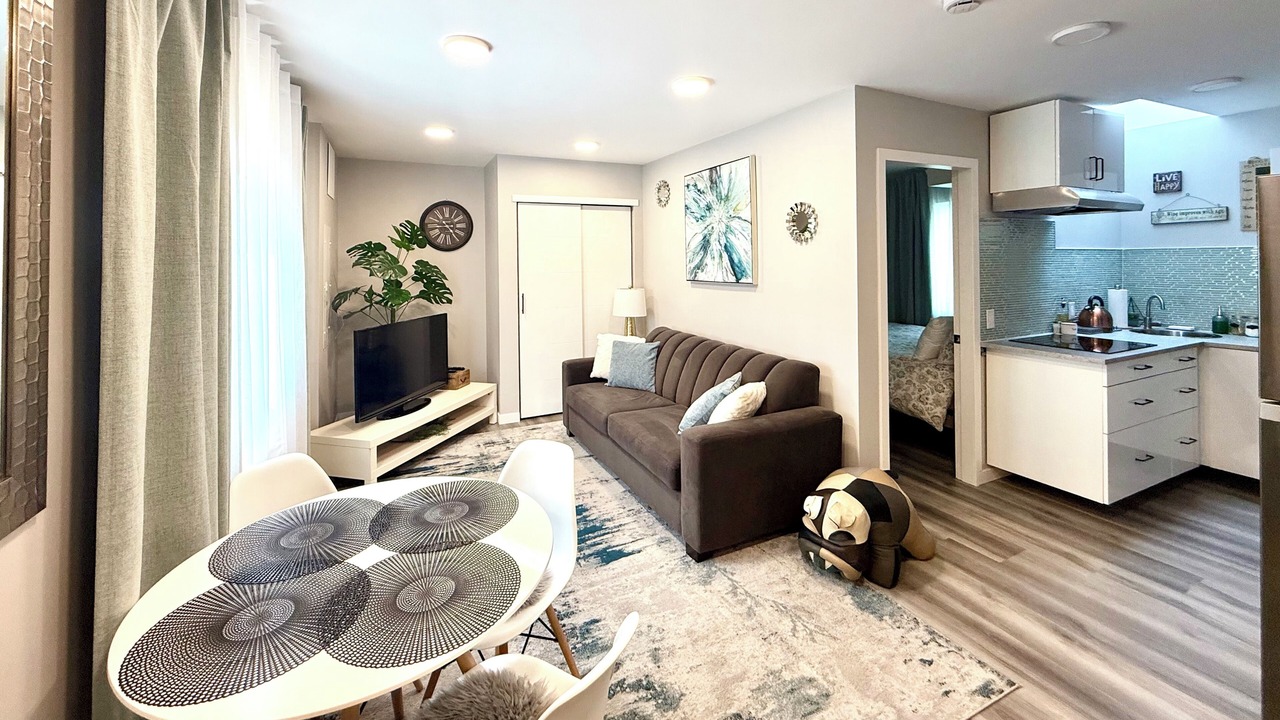 Photo of Livingroom in Maple Ridge