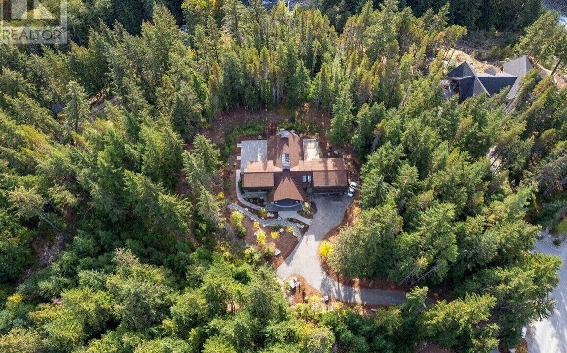 Photo of Outdoor in Sea to Sky Highway