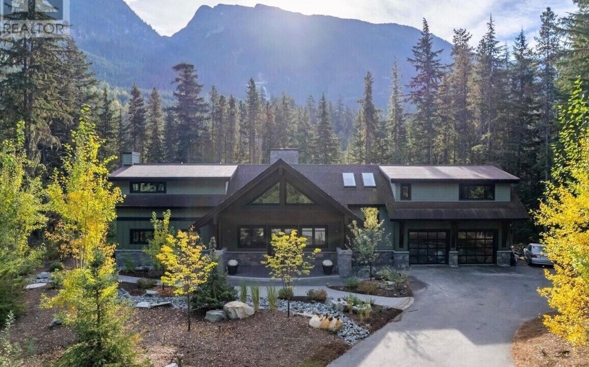 Photo of Outdoor in Sea to Sky Highway