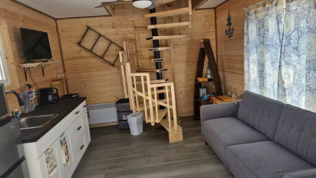 Photo of Livingroom in Algoma District