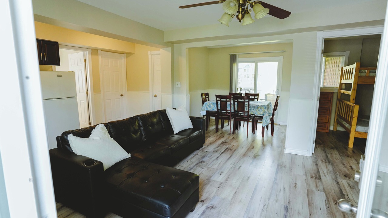 Photo of Livingroom in Bobcaygeon
