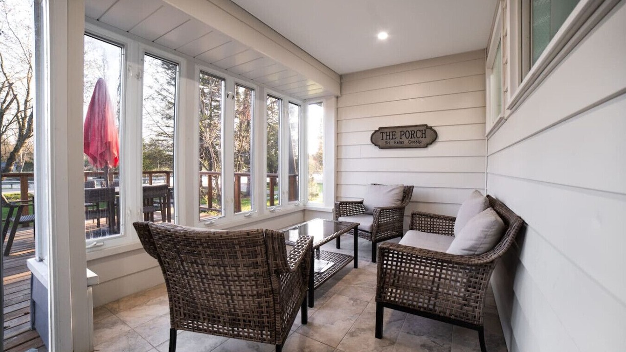 Photo of Livingroom in Bracebridge