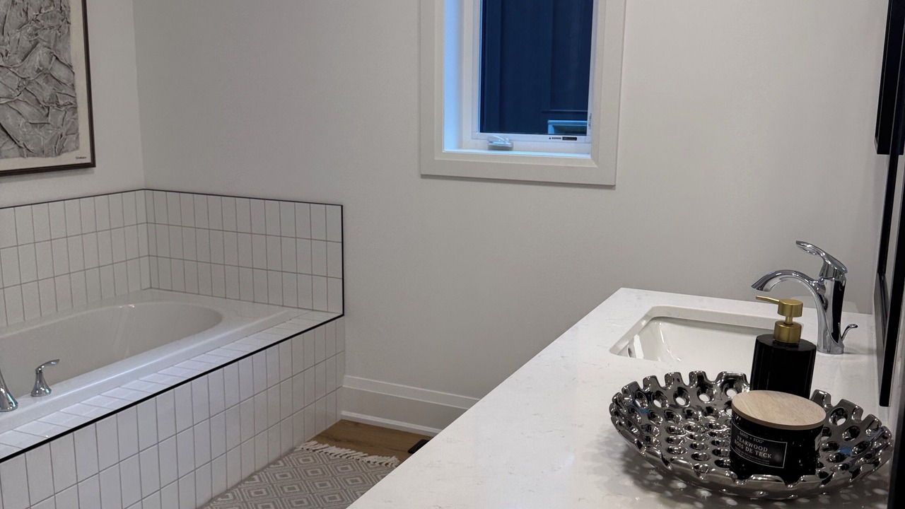 Photo of Bathroom in Oro-Medonte