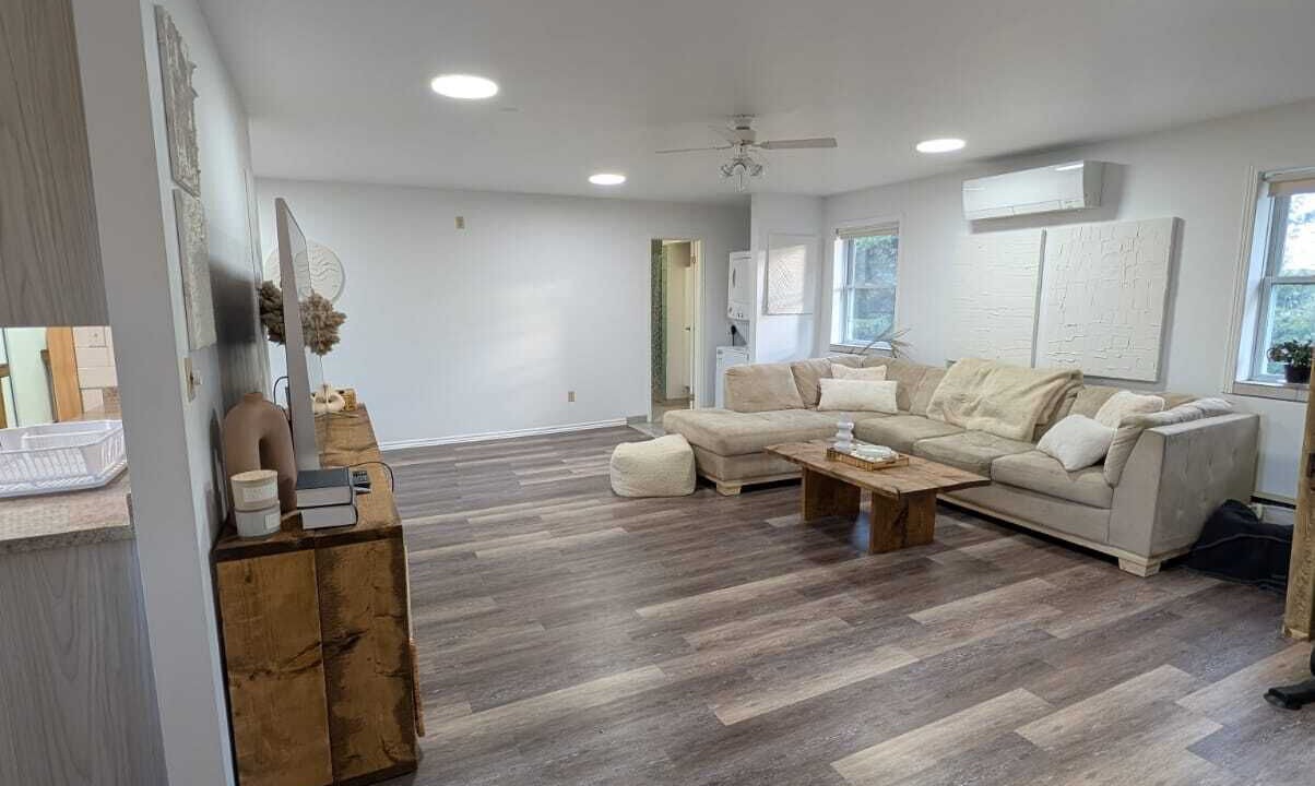 Photo of Livingroom in Beeton