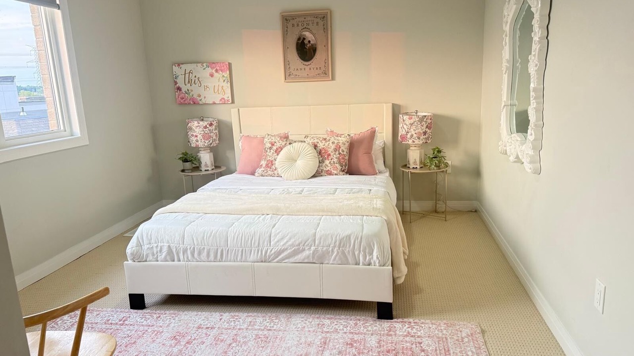 Photo of Bedroom in Bowmanville