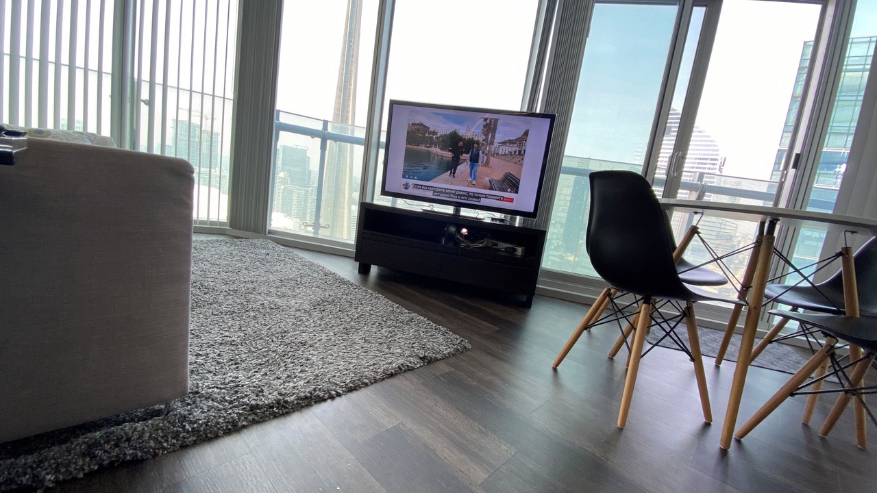 Photo of Livingroom in Toronto Entertainment District