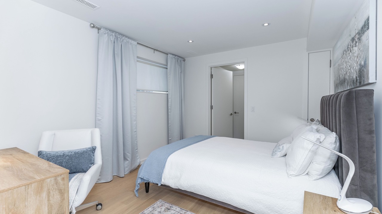 Photo of Bedroom in Mount Pleasant West