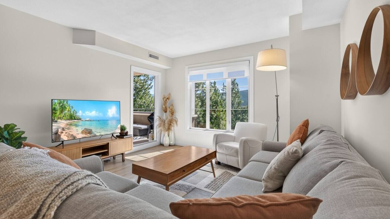 Photo of Livingroom in Quail Ridge