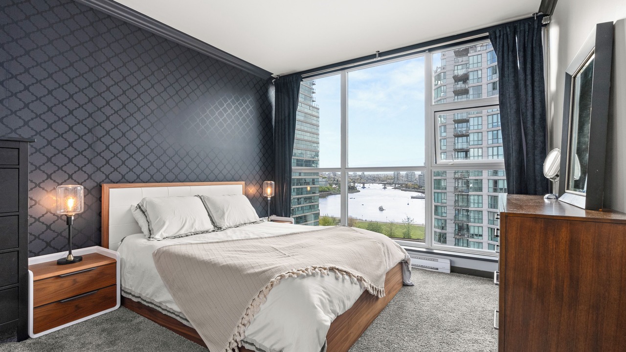Photo of Bedroom in Crosstown