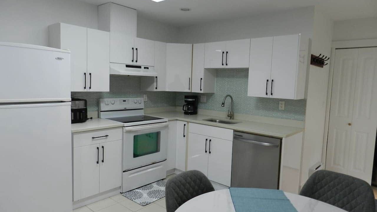 Photo of Kitchen in Renfrew-Collingwood