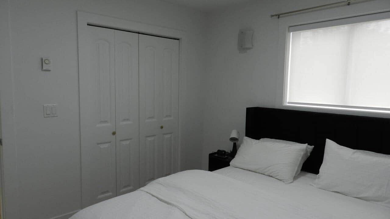 Photo of Bedroom in Renfrew-Collingwood