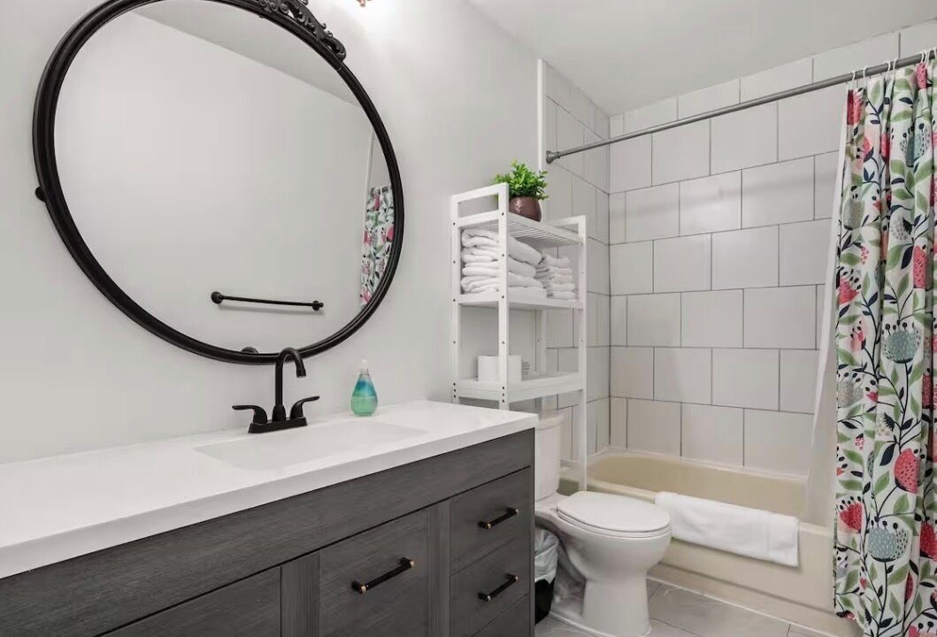 Photo of Bathroom in Parkland