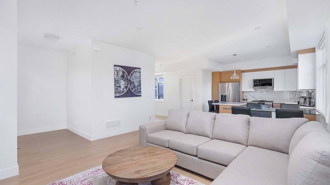 Photo of Livingroom in Willoughby
