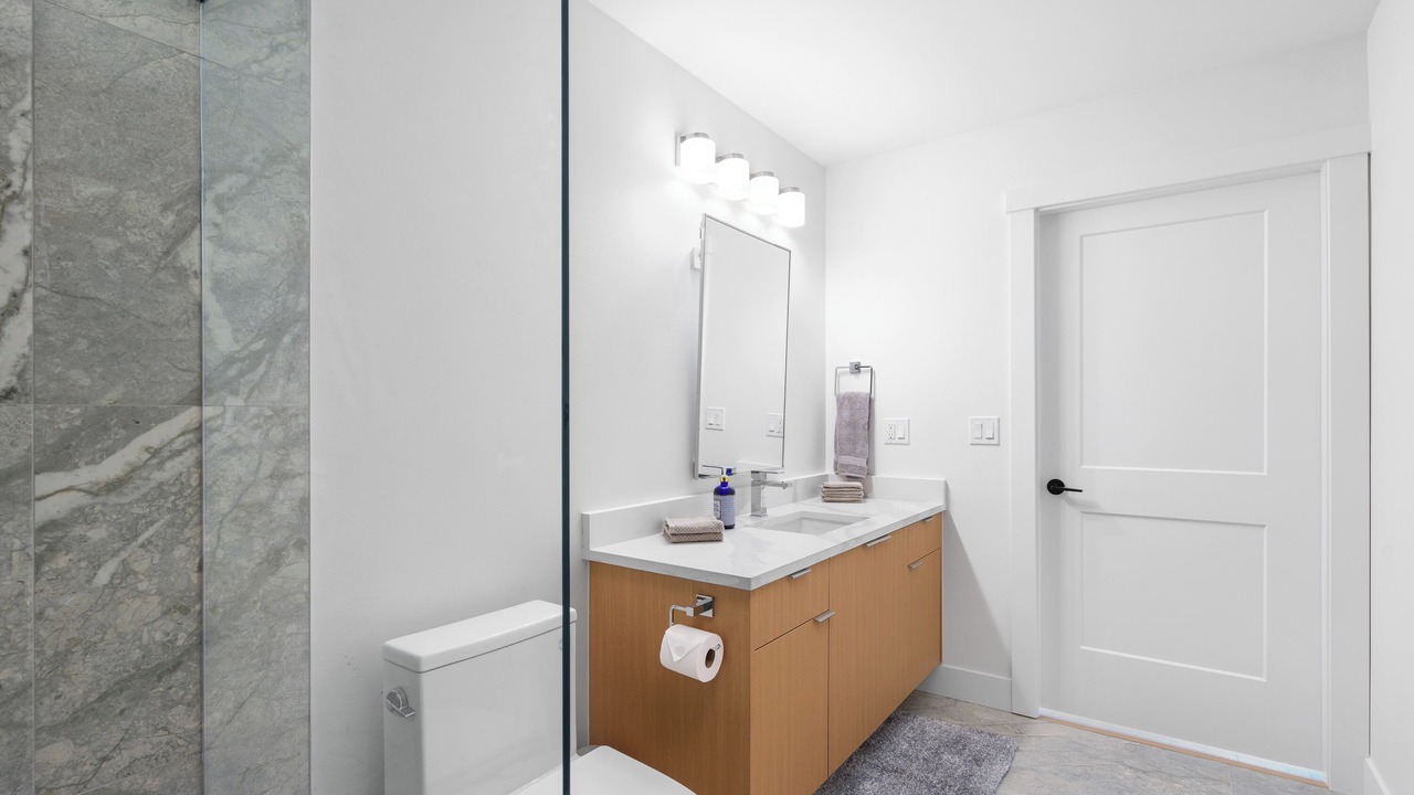 Photo of Bathroom in Willoughby