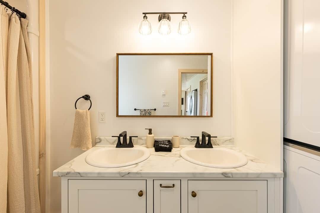 Photo of Bathroom in Darnley