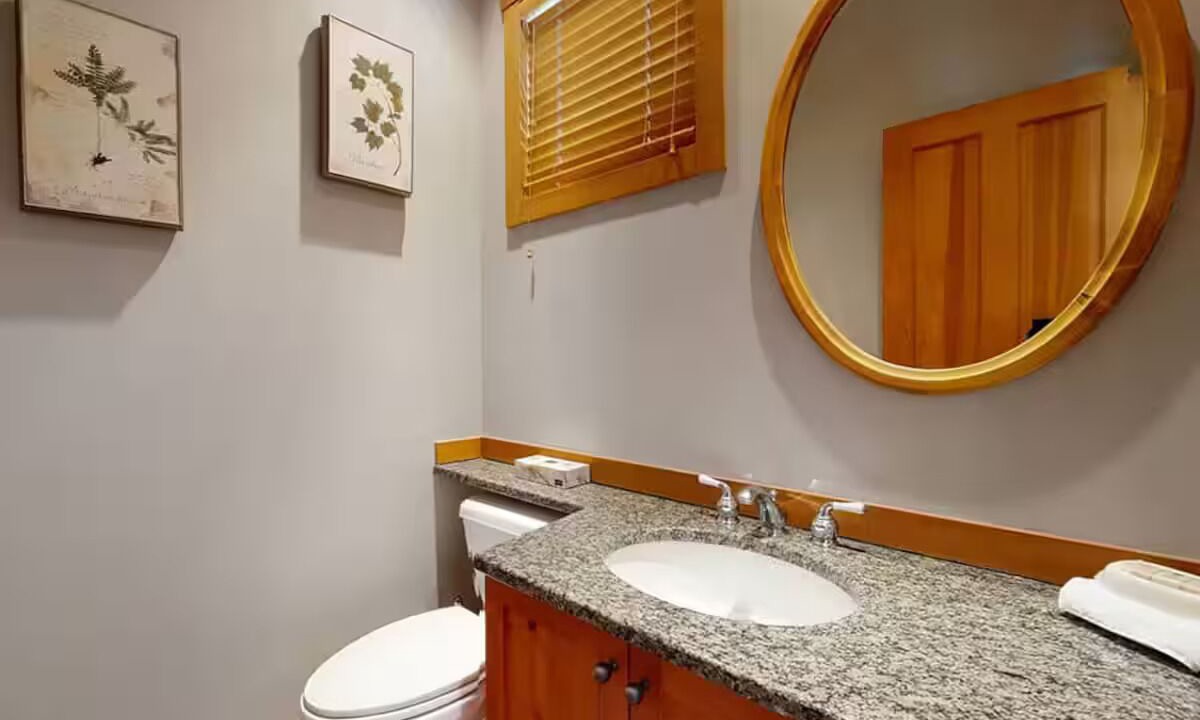 Photo of Bathroom in Upper Village