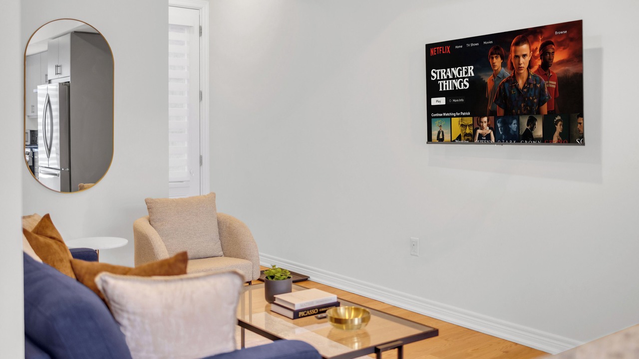 Photo of Livingroom in Oakville