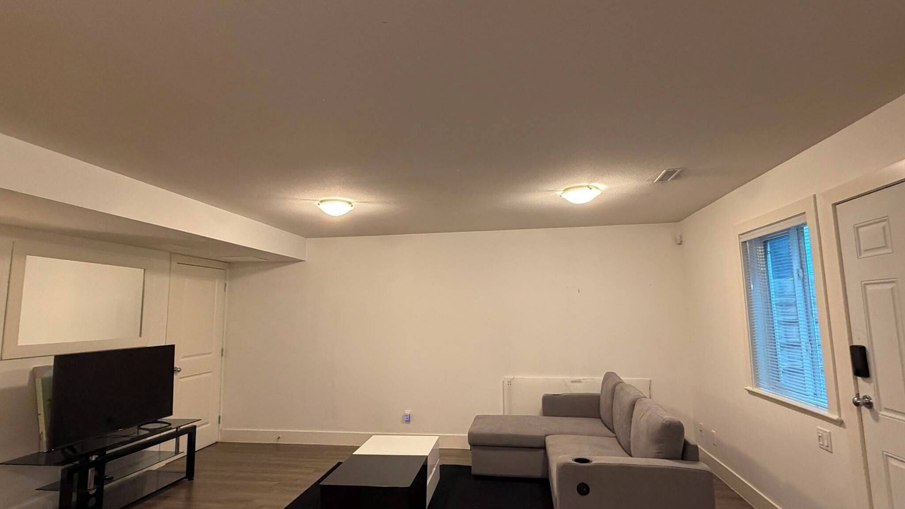 Photo of Livingroom in East Clayton
