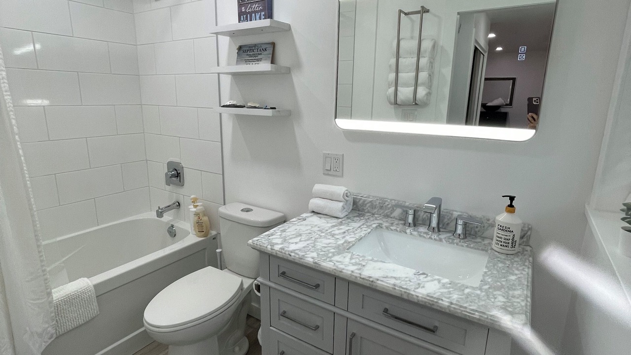 Photo of Bathroom in Youbou