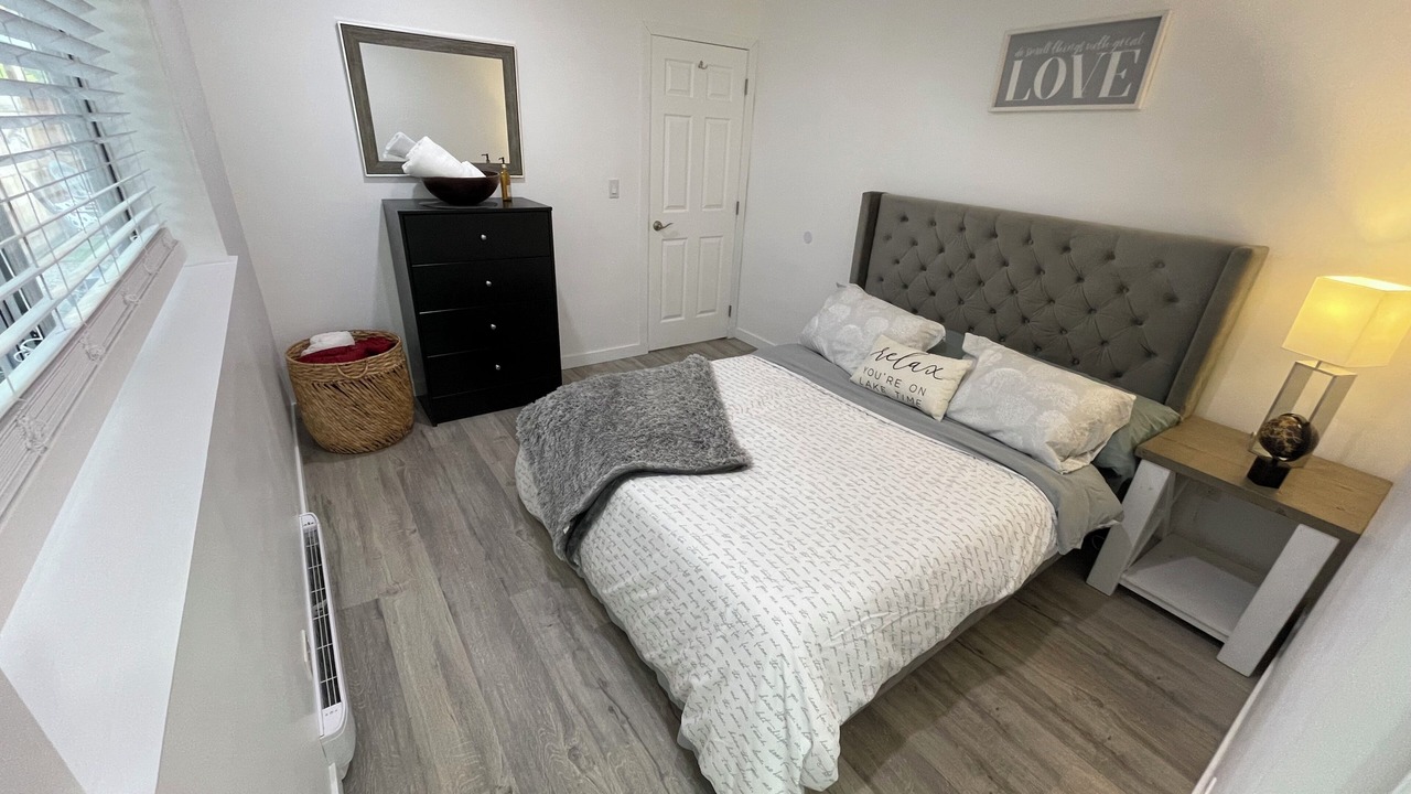 Photo of Bedroom in Youbou