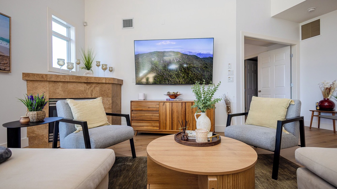 Photo of Livingroom in North End