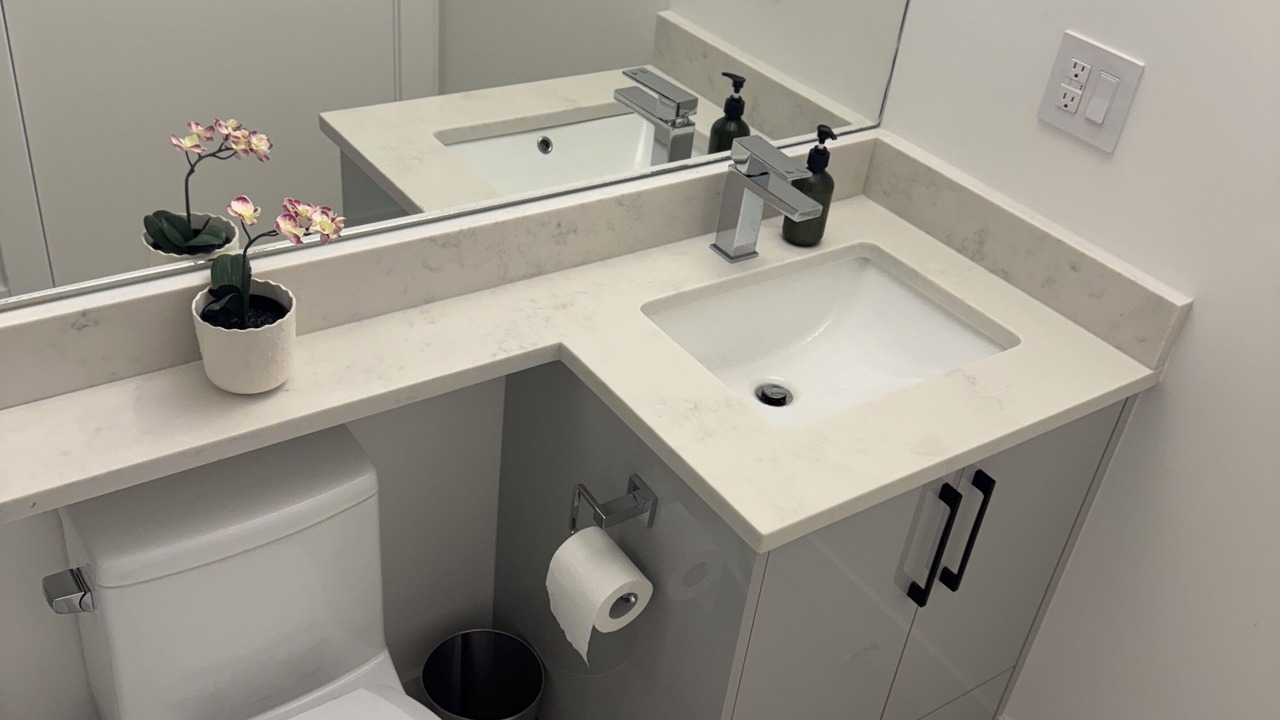 Photo of Bathroom in Renfrew-Collingwood