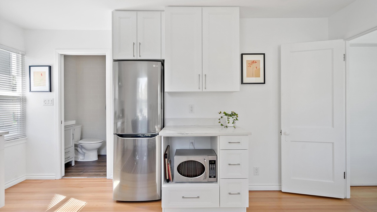 Photo of Kitchen in James Bay