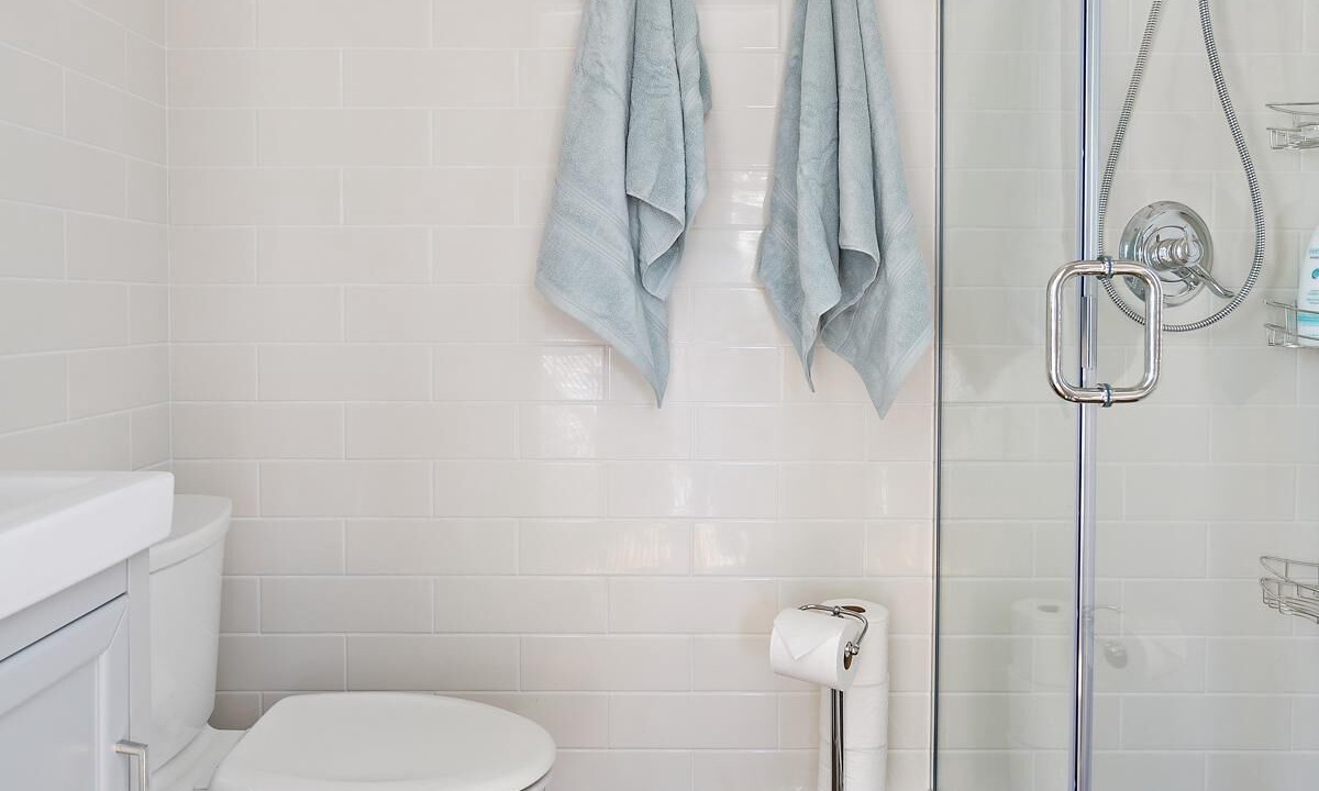 Photo of Bathroom in James Bay