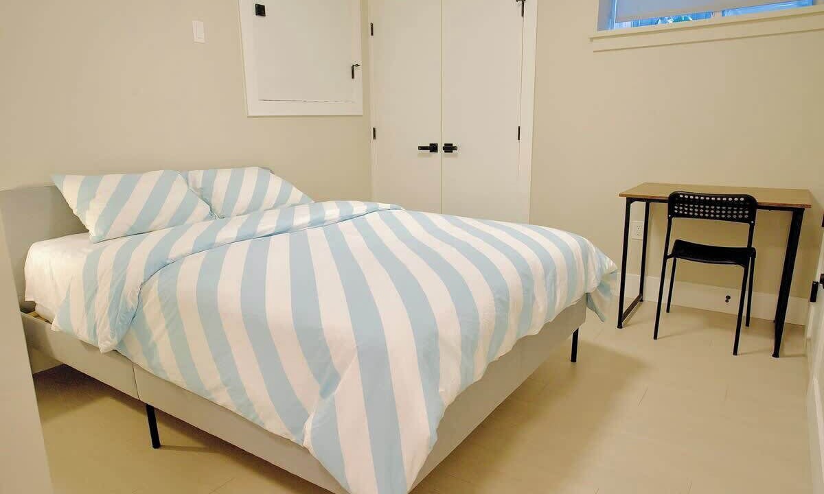 Photo of Bedroom in Fraserview