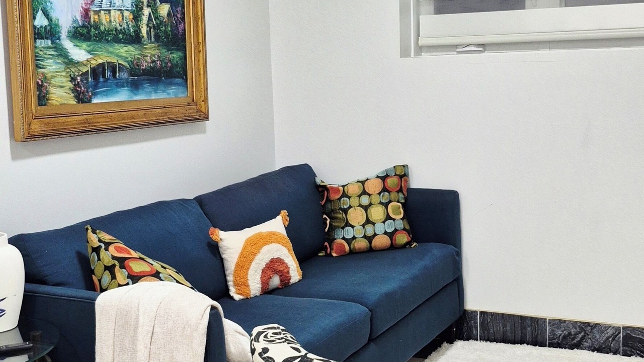 Photo of Livingroom in Birch Cliff Heights