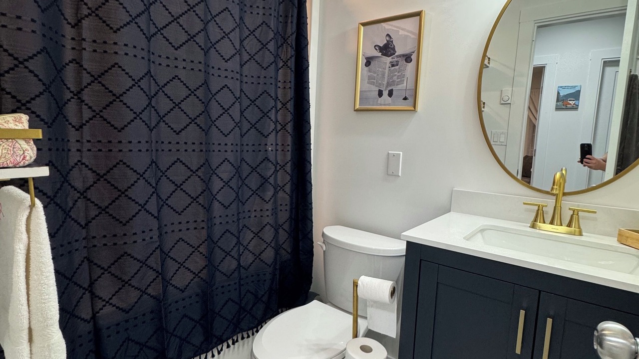 Photo of Bathroom in Regional District of Nanaimo