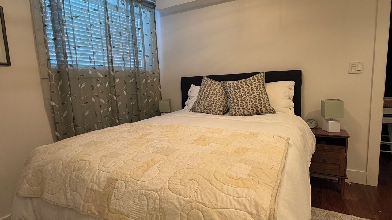 Photo of Bedroom in Upper Lonsdale