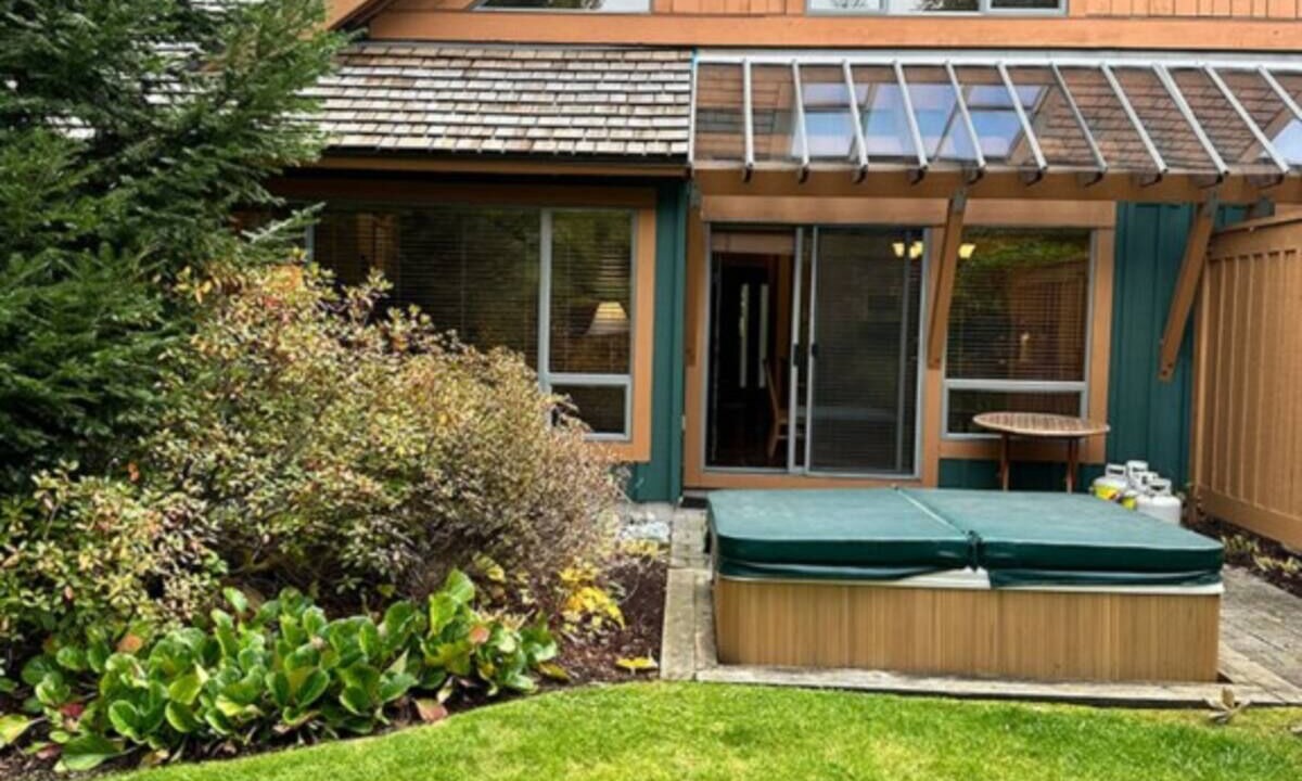 Photo of Patio Balcony in Village North