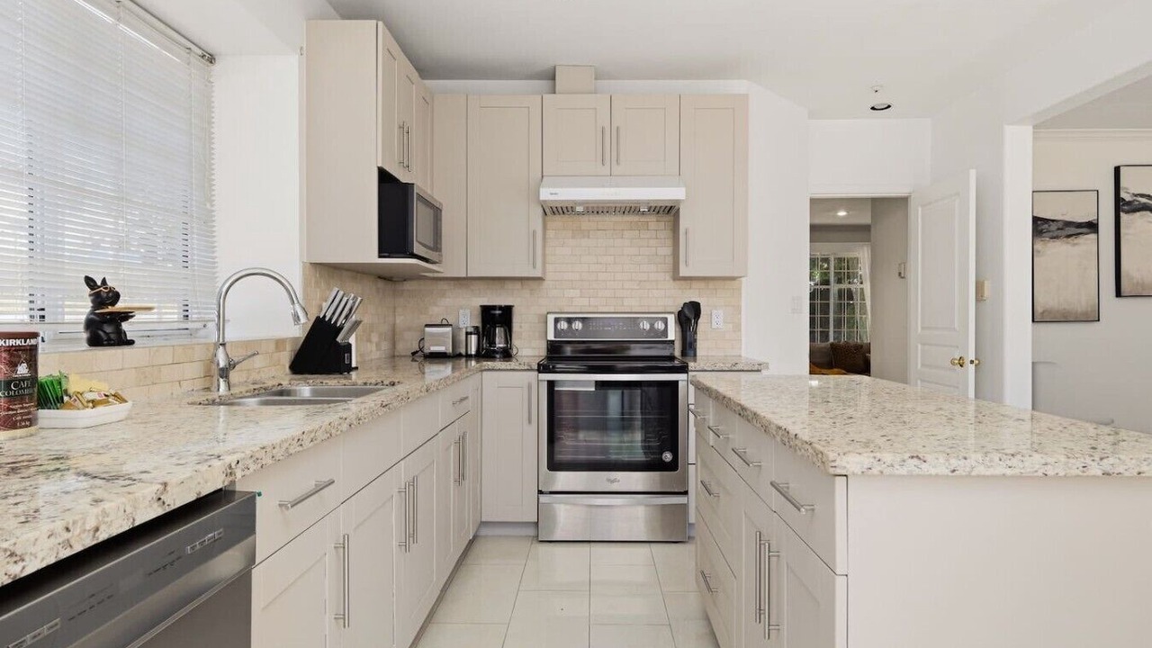 Photo of Kitchen in Marpole
