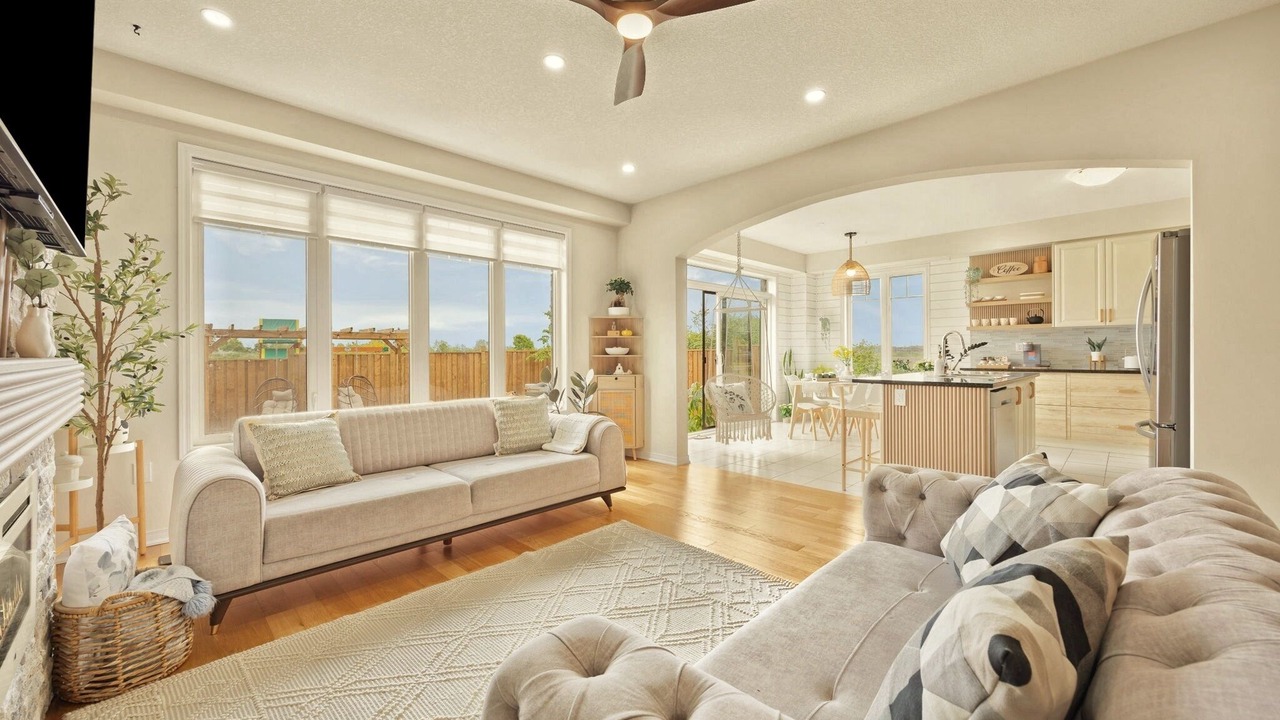 Photo of Livingroom in Hamilton
