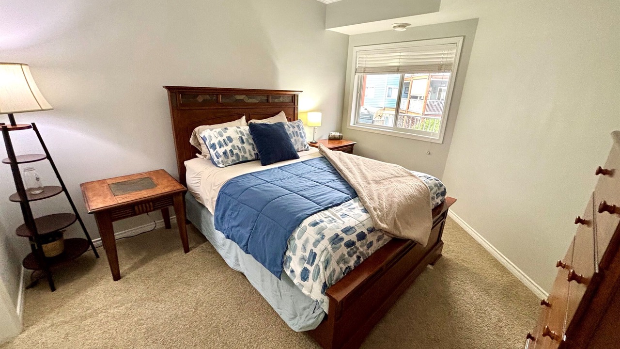 Photo of Bedroom in Sicamous