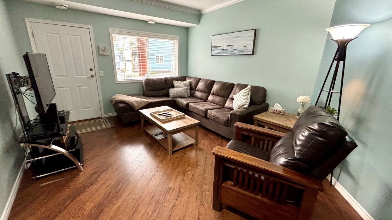 Photo of Livingroom in Sicamous